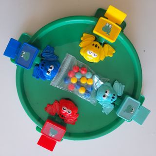 Juego de mesa tragabolas