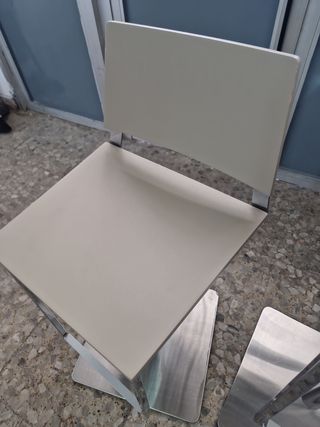 Pareja sillas taburetes 50€