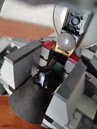 Star Wars set Lego 7663 Sith Infiltrator.