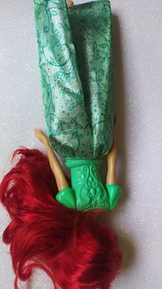 Muñeca Ariel la sirenita Nueva. híbrida. Cuerpo co