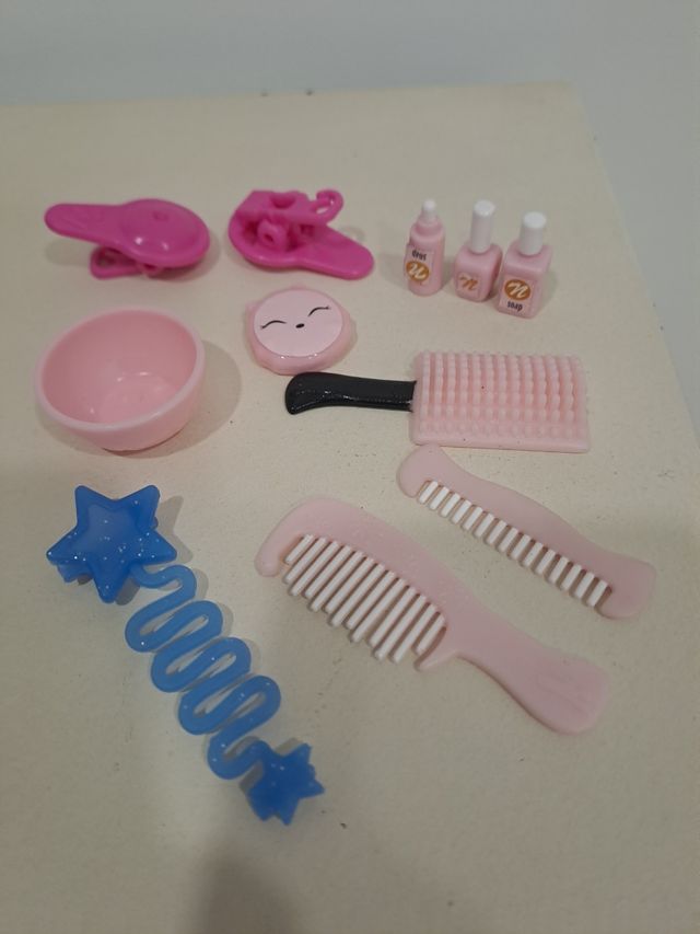 Accessori Nenuco o Barbie