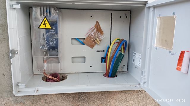 Electricista  624072497
 wassap 