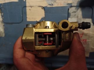 Pinza de freno brembo ajp