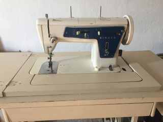Máquina de coser SINGER