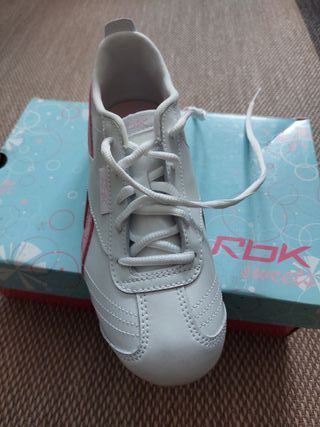zapatilla deportiva