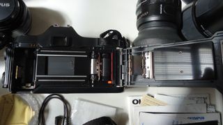 Cámara de fotos OLYMPUS OM101