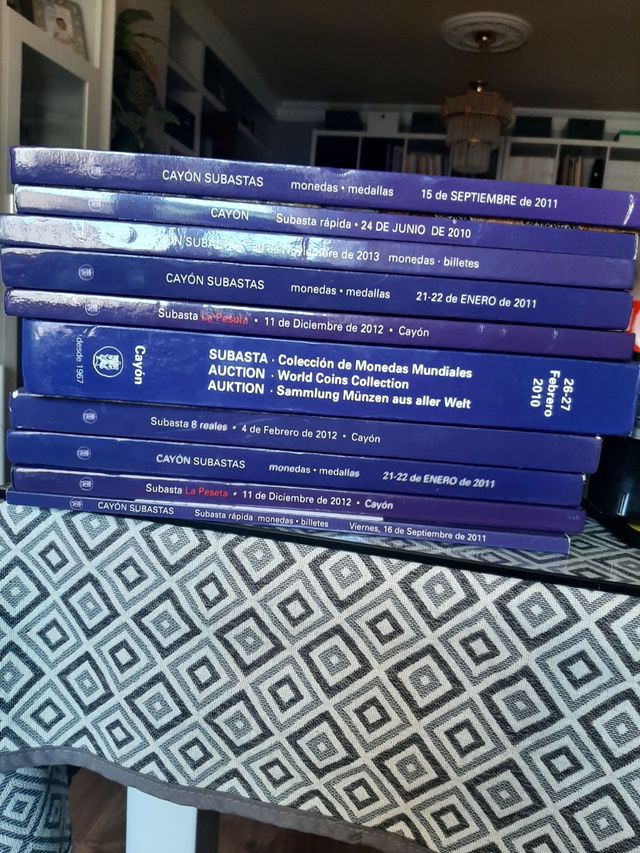 lote de catálogos de subastas