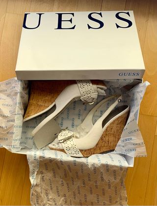 Sandalias Guess