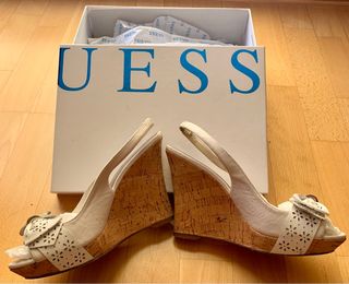 Sandalias Guess