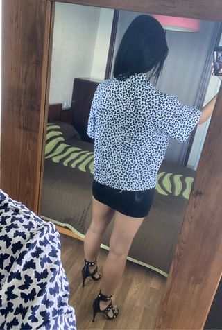 Nueva blusa abotonada mariposa talla L