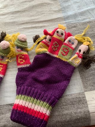 Guantes, niña