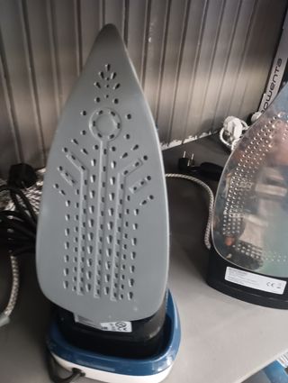 Russell Hobbs Plancha de Ropa Sin Cable