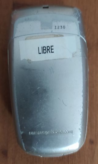 teléfono móvil Samsung Z 230 libre