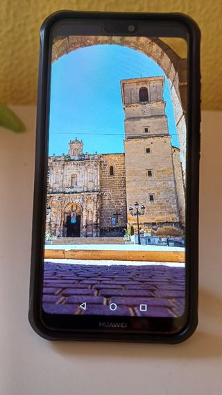 Mobil HUAWEI-P 20 LITE-64 GB