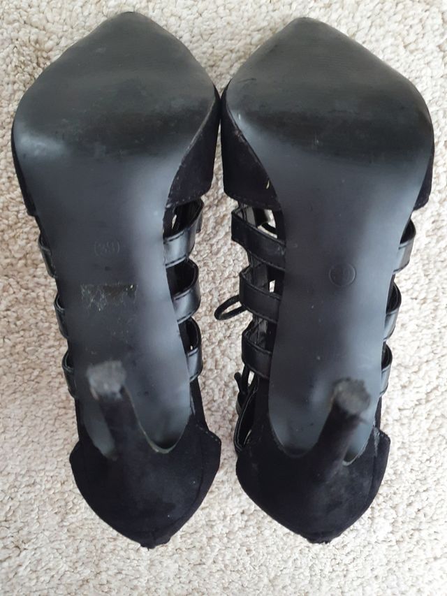 Zapato negro tacón tiras Talla 39 Top Queens