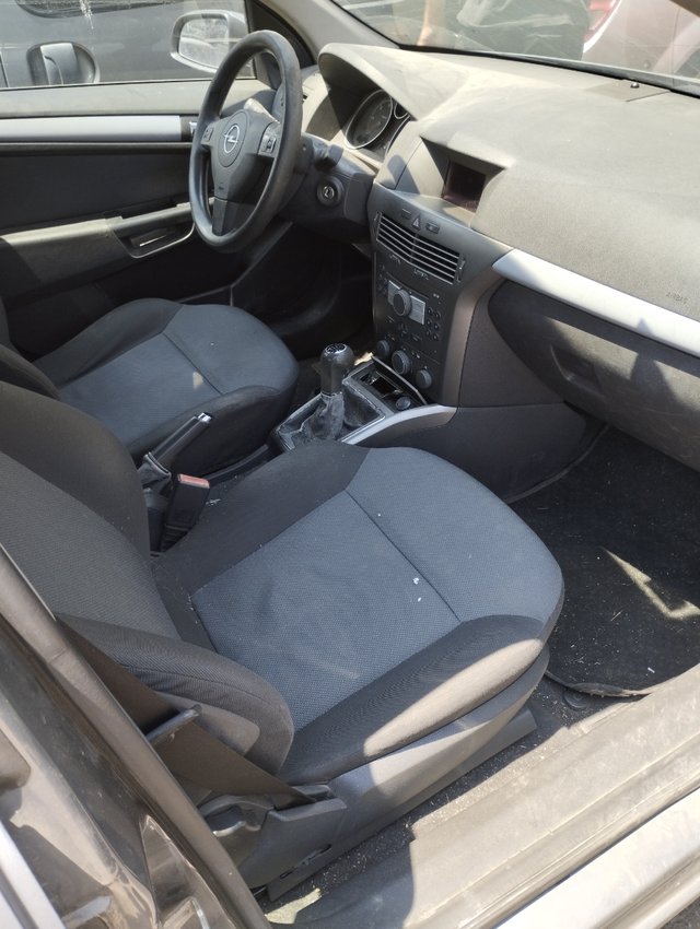 Despiece Opel Astra H