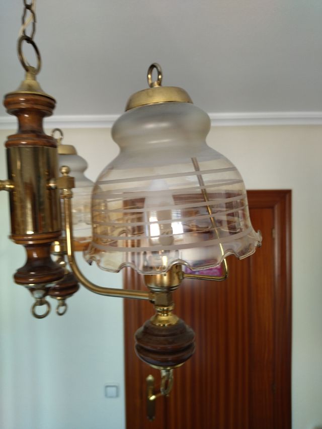 Lampara nueva madera y metal,