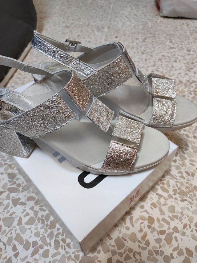 sandalias número 41