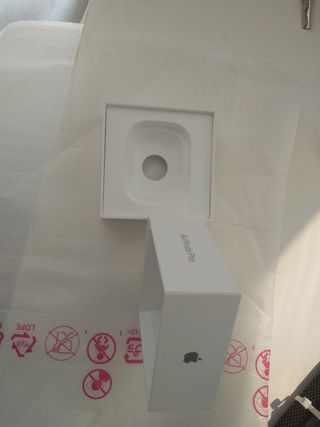 CAJA VACÍA AIRPODS PRO