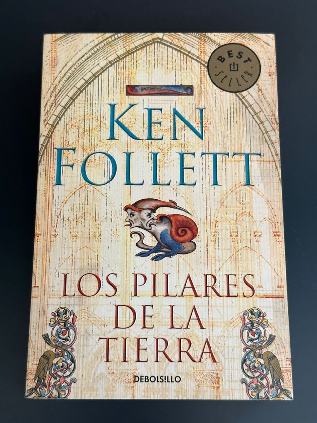 Los Pilares de la Tierra, Ken Follett