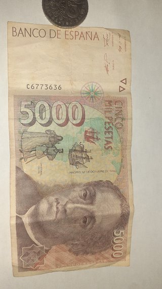 billete de 5000 pesetas y de 2000 berdaderos