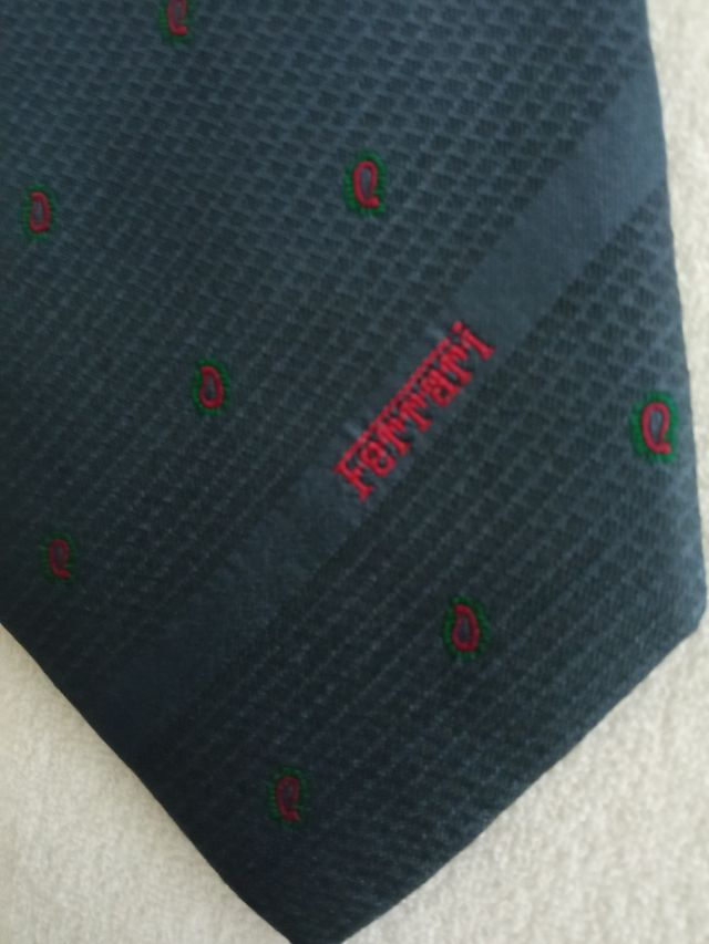 Cravatta vintage Ferrari