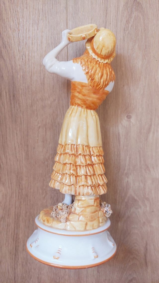 Figura vintage en ceramica italiana de Bassano
