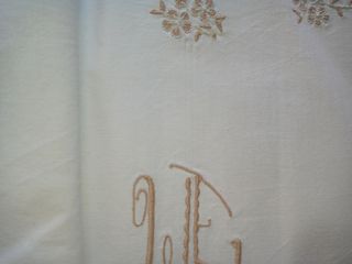 ANTIGUO JUEGO DE SÁBANA DE LINO, BORDADO