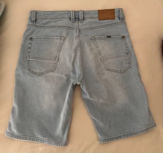 Bermuda vaquera Springfield talla 32