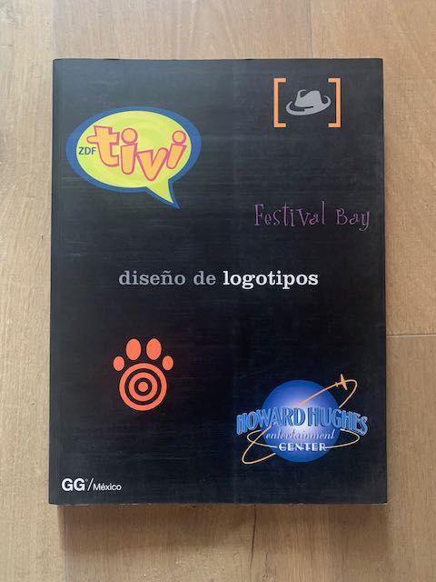 Libro: Logo Design. Ed. UOVO. Impeccabile!