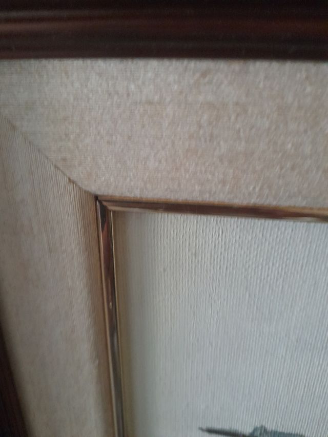 oleo  sobre marco mujeres en playa con barcas