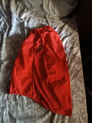 chaleco de ciclista marca ECOALF