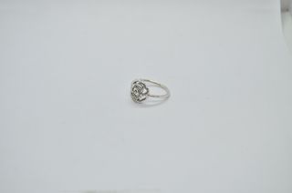 Anillo Pandora Rosas delicadas con Circonitas