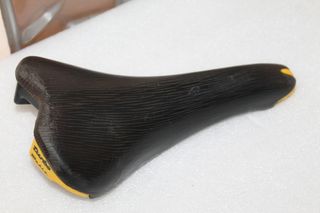 Sillin Clasico Selle Italia Turbo Matic Titanium