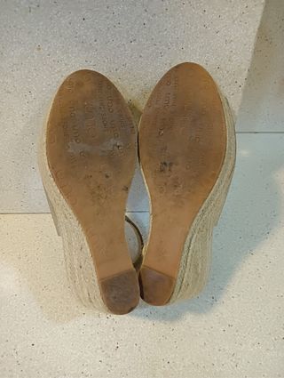 Sandalias umo doradas