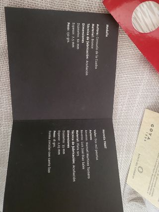 Medalla bronce conmemorativa y 2000 ptas plata