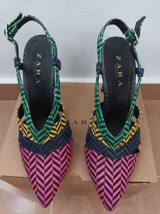 Sandalias Zara