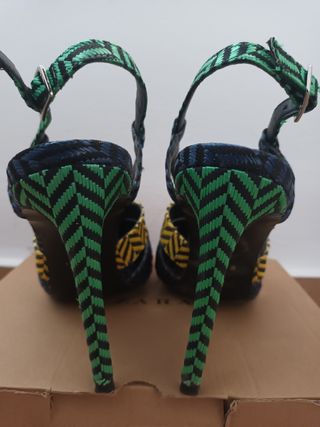 Sandalias Zara