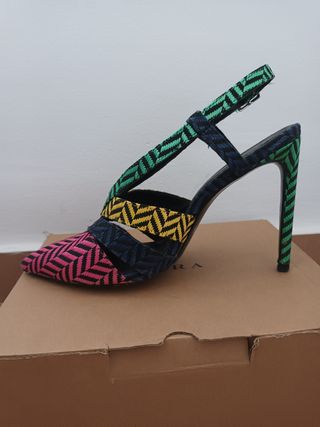 Sandalias Zara
