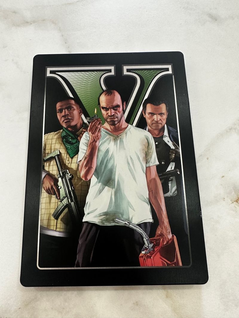 Imagen de Gta V 5 caja metalica Xbox 360