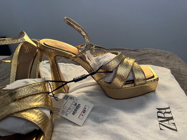 Sandalia plataforma metalizada