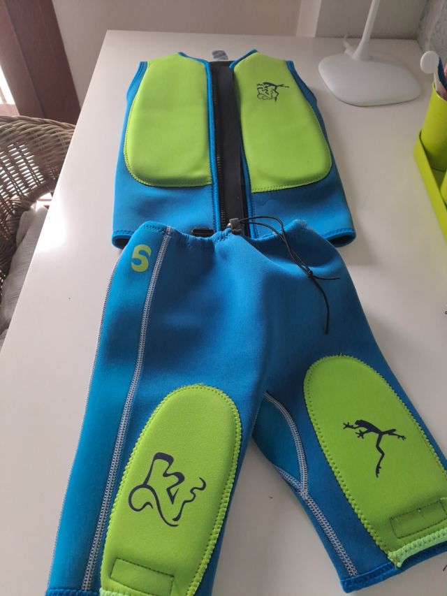 equipo piscina neopreno