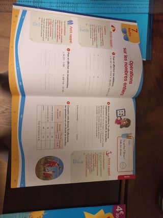 Cuaderno vacaciones francés 4° primaria a estrenar