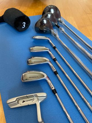 Palos de golf Inesis Exia para diestro, nuevos