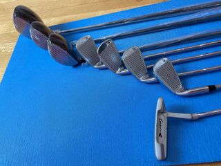 Palos de golf Inesis Exia para diestro, nuevos