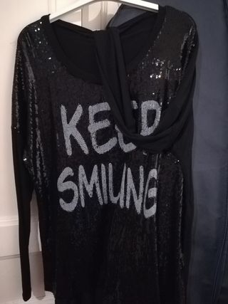 blusa moderna y elegante