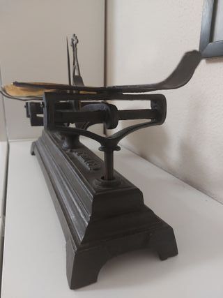 balanza antigua