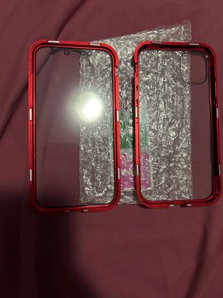 Carcasa Metalica roja + magnetica para iphone 11