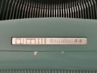 Máquina de escribir Olivetti