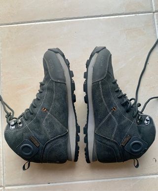 Botas de montaña, trekking, impermeable